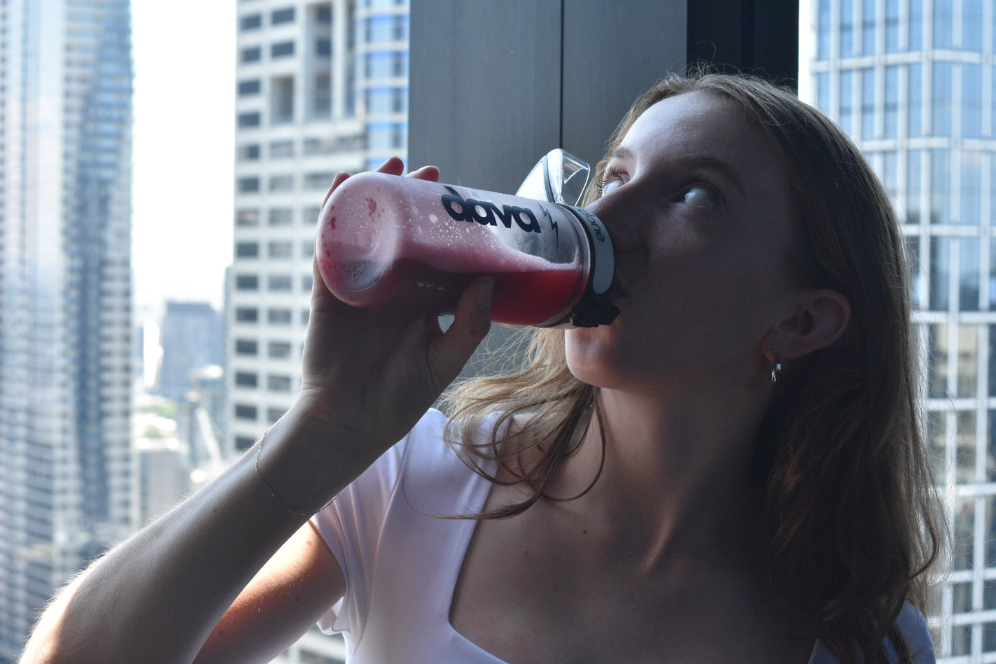 Dava Bottle + Secure & Insured Shipping