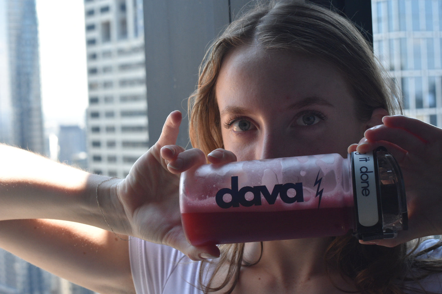 Dava Bottle + Secure & Insured Shipping